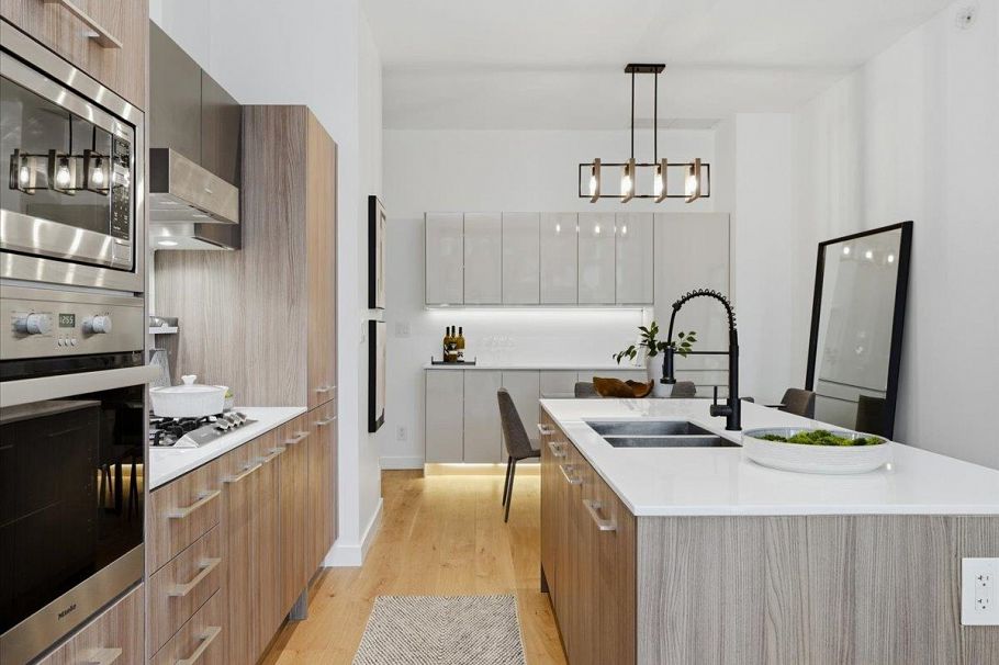 107 2221 E 30th Avenue Vancouver, BC - 4