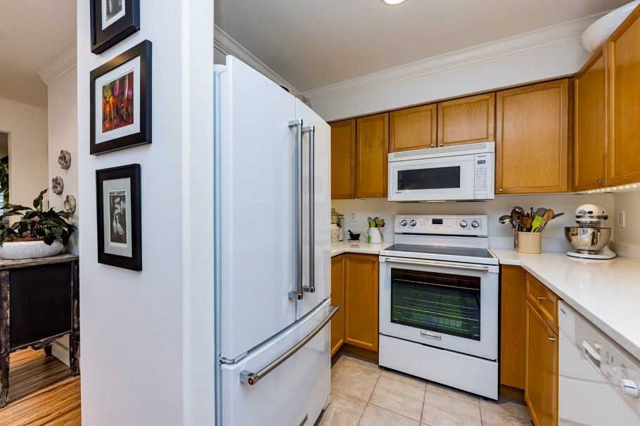 2530 Western Avenue North Vancouver, BC - 14