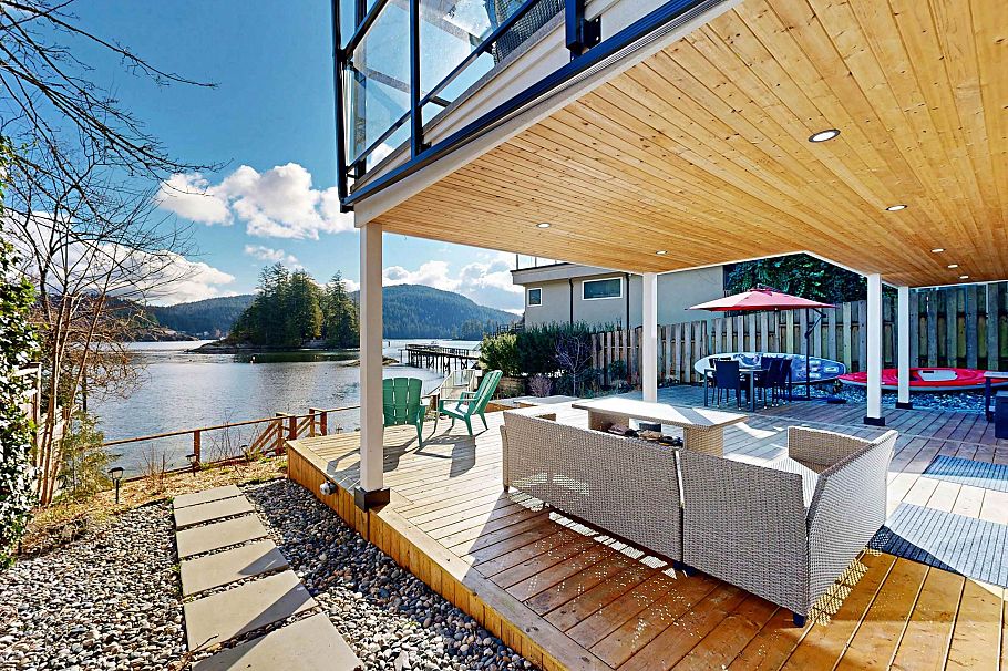 4545 Strathcona Road North Vancouver, BC - 32