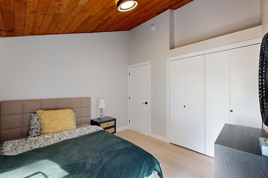 4545 Strathcona Road North Vancouver, BC - 19