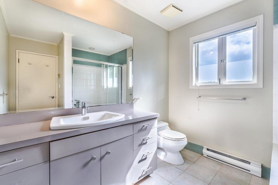 5810 Cartier Street Vancouver, BC - 4