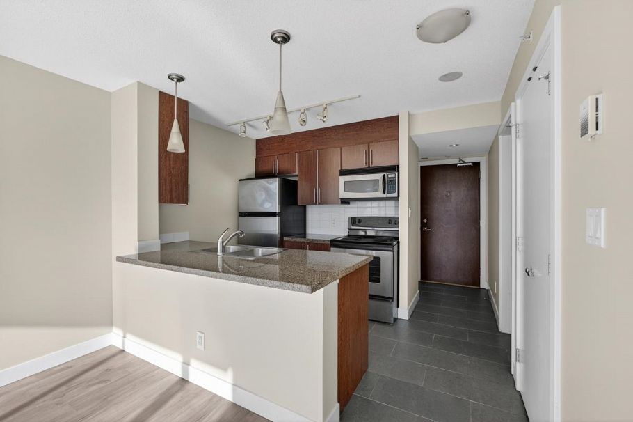 1203 688 ABBOTT STREET, Vancouver BC V6B 0B9 Vancouver, BC - 3