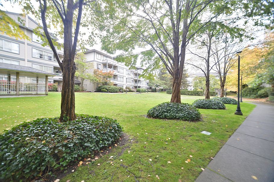 106 3455 Ascot Place Vancouver, BC - 34
