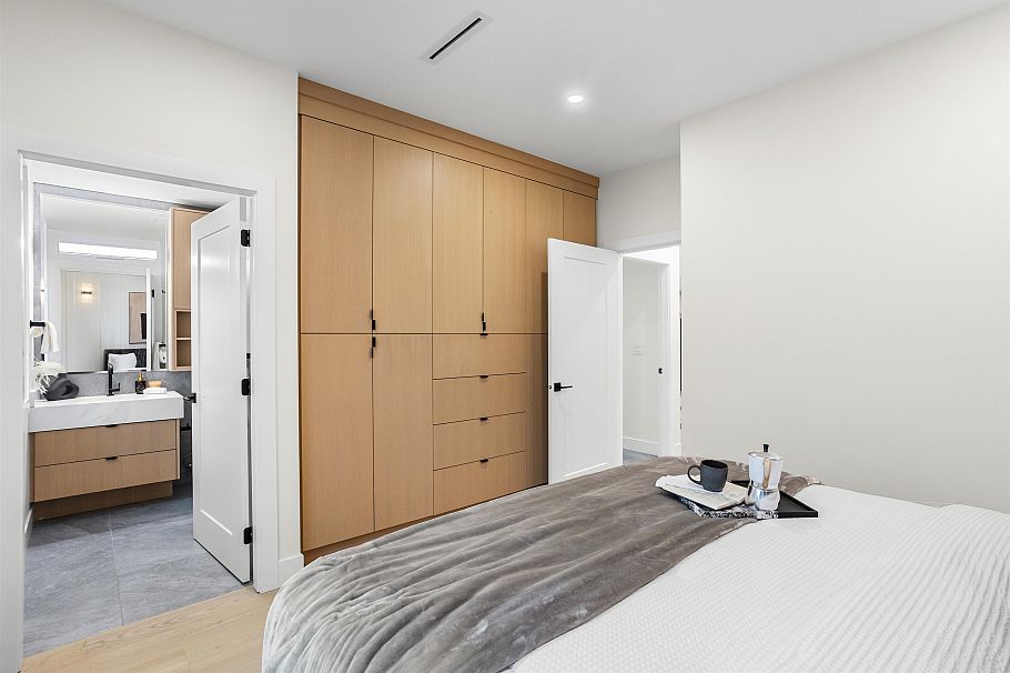 2 5306 Culloden Street Vancouver, BC - 12