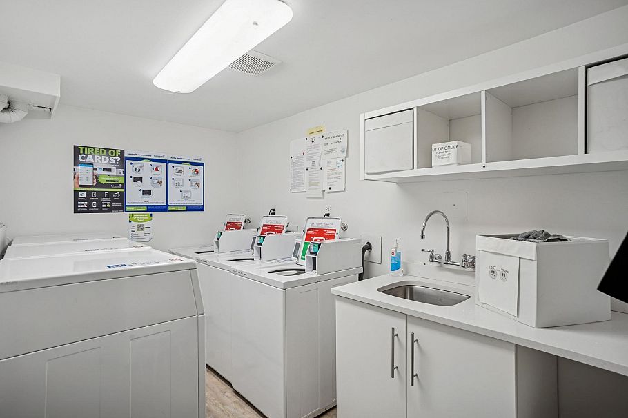 303 1717 W 13th Avenue Vancouver, BC - 18