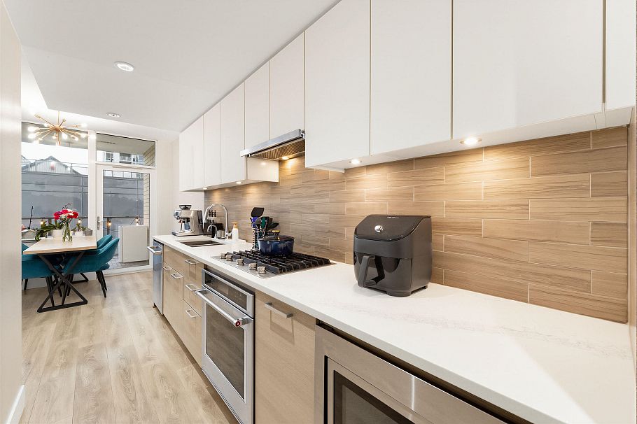 613 3451 Sawmill Crescent Vancouver, BC - 4