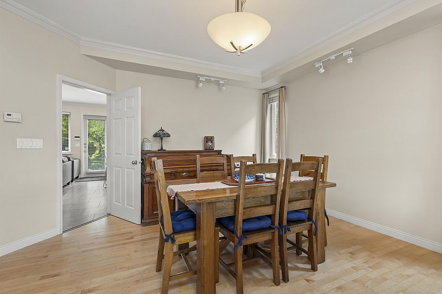 3472 W 13th Avenue Vancouver, BC - 14