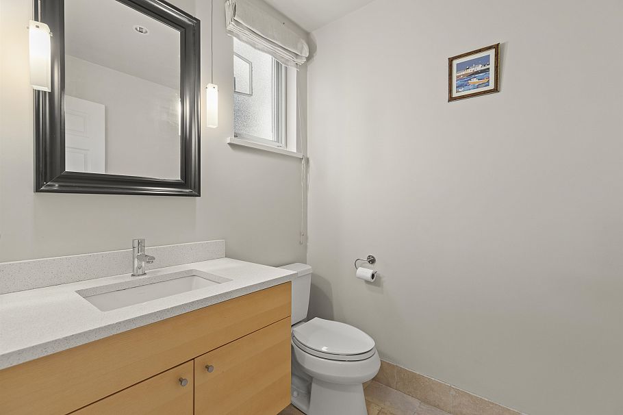 3472 W 13th Avenue Vancouver, BC - 22