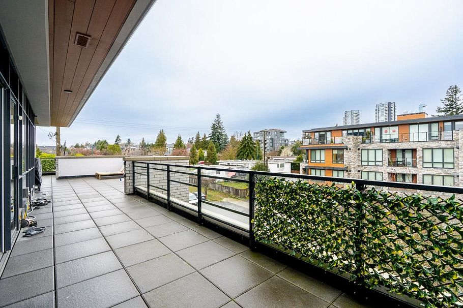 404 458 W 63rd Avenue Vancouver, BC - 2