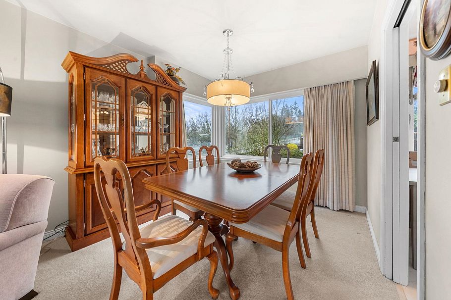 462 W 26th Street North Vancouver, BC - 13