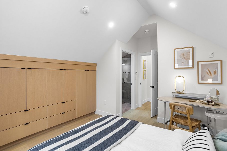 1 5306 Culloden Street Vancouver, BC - 14