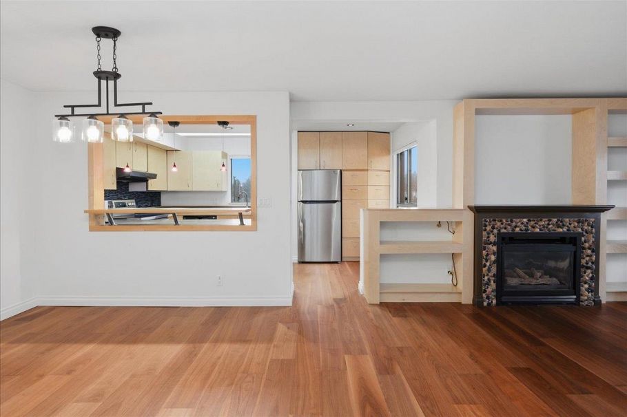 306 223 Mountain Highway North Vancouver, BC - 11