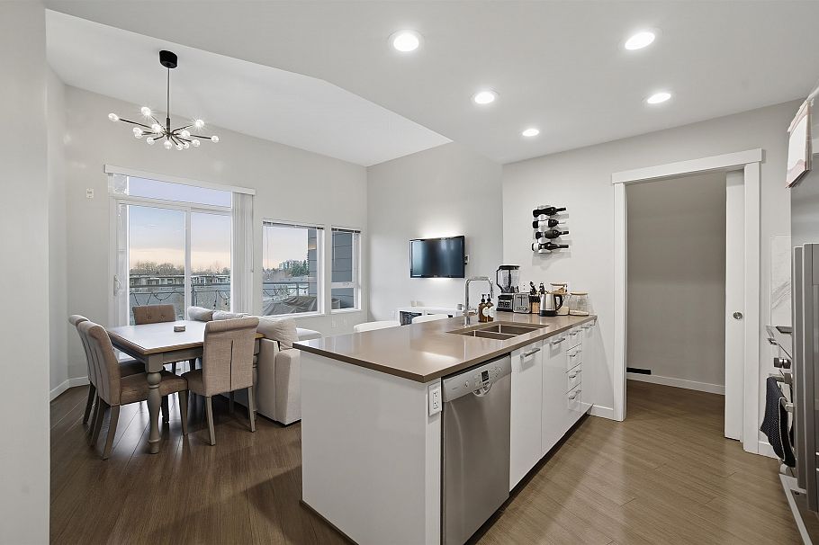 507 3263 Pierview Crescent Vancouver, BC - 3