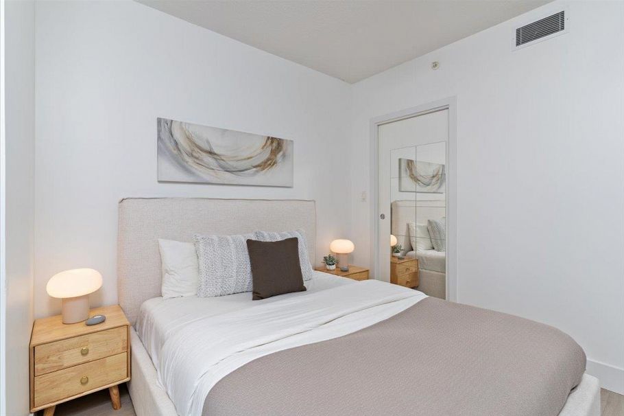 1402 680 Seylynn Crescent North Vancouver, BC - 18