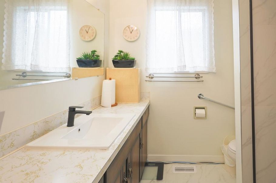 5730 Quebec Street Vancouver, BC - 21