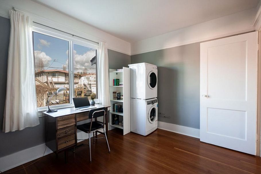 2867 E Georgia Street Vancouver, BC - 17