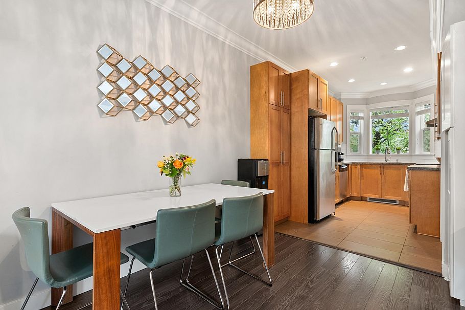 1382 E 27th Avenue Vancouver, BC - 12