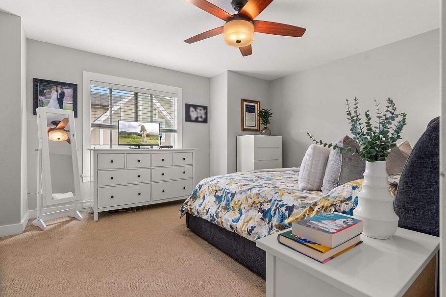 1382 E 27th Avenue Vancouver, BC - 20