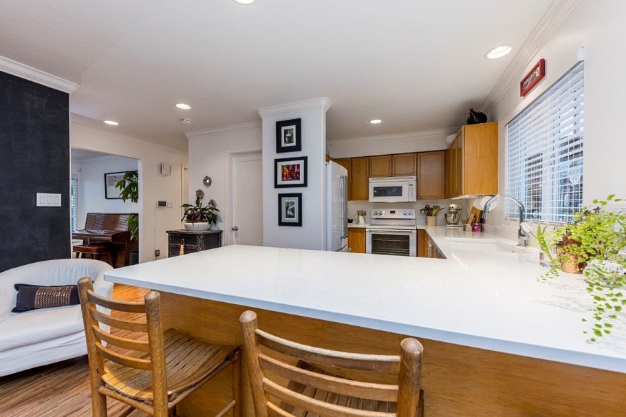 2530 Western Avenue North Vancouver, BC - 11