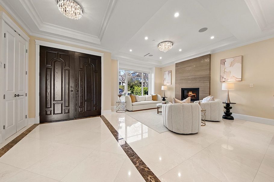 3676 W 28th Avenue Vancouver, BC - 5