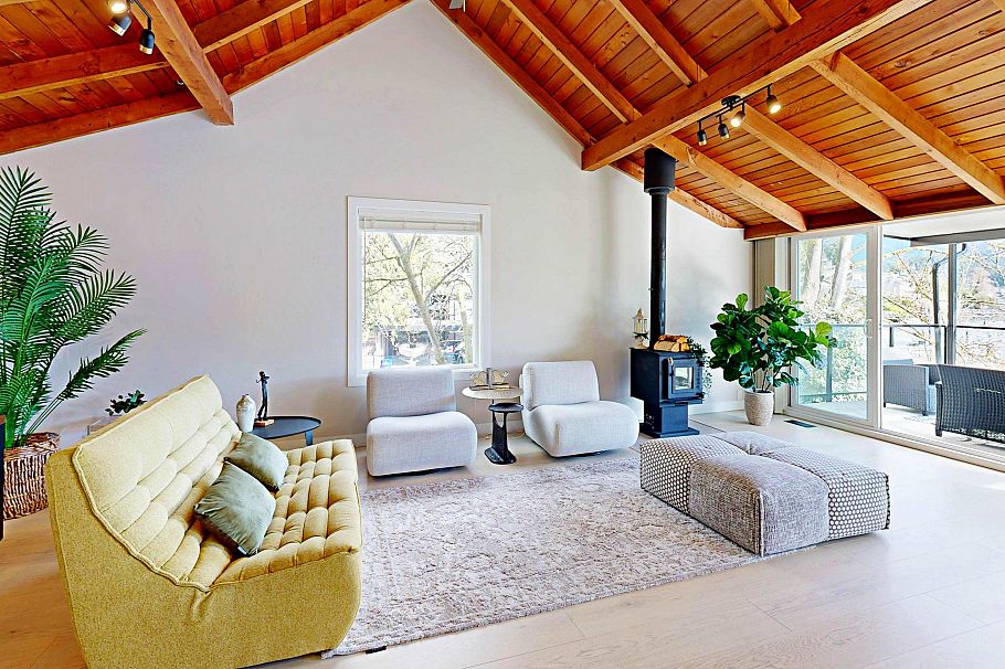 4545 Strathcona Road North Vancouver, BC - 6