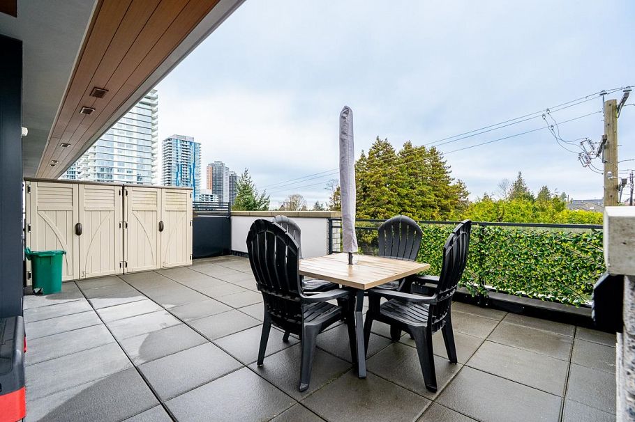 404 458 W 63rd Avenue Vancouver, BC - 9