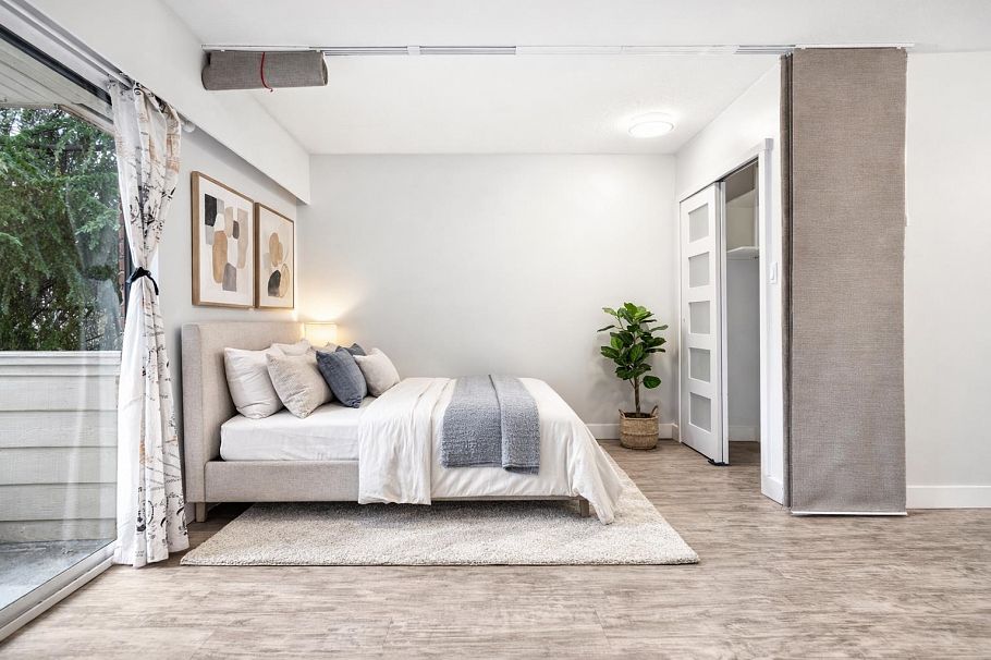 303 1717 W 13th Avenue Vancouver, BC - 2