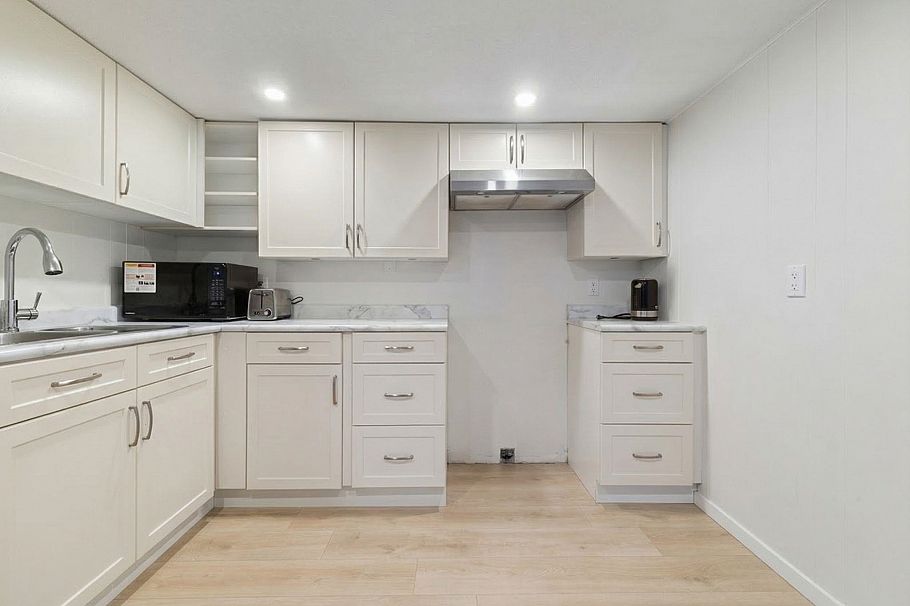 3950 Trenton Place North Vancouver, BC - 22