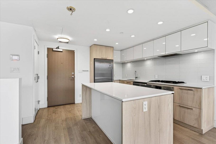 610 680 Seylynn Crescent North Vancouver, BC - 5