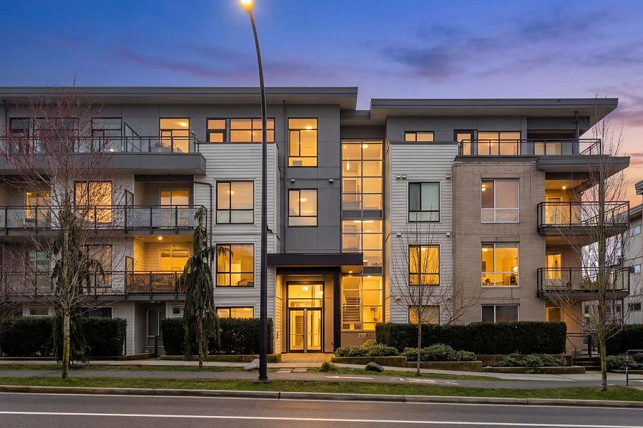 211 625 E 3rd Street North Vancouver, BC - 1