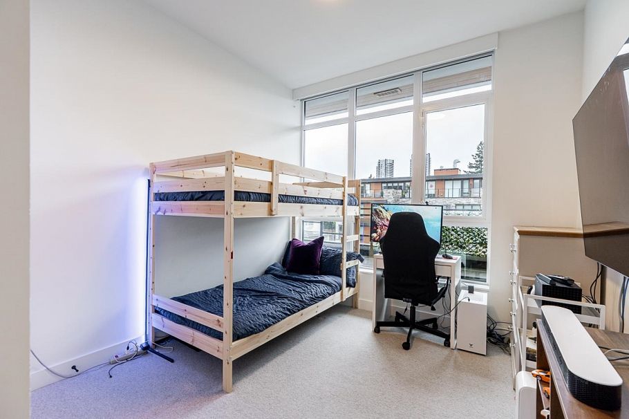 404 458 W 63rd Avenue Vancouver, BC - 34