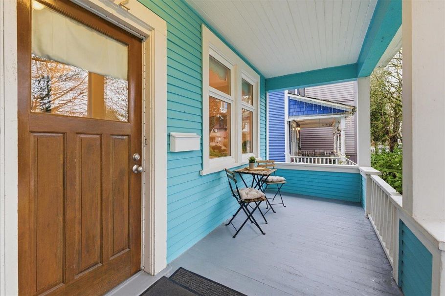 2232 W 14th Avenue Vancouver, BC - 2