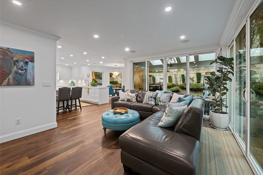 226 Wooddale Road North Vancouver, BC - 13