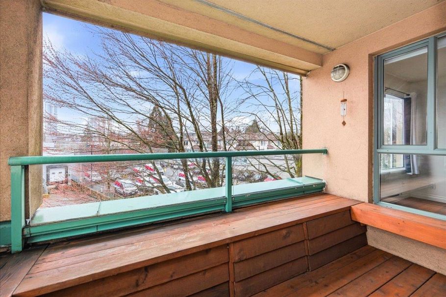 306 223 Mountain Highway North Vancouver, BC - 16