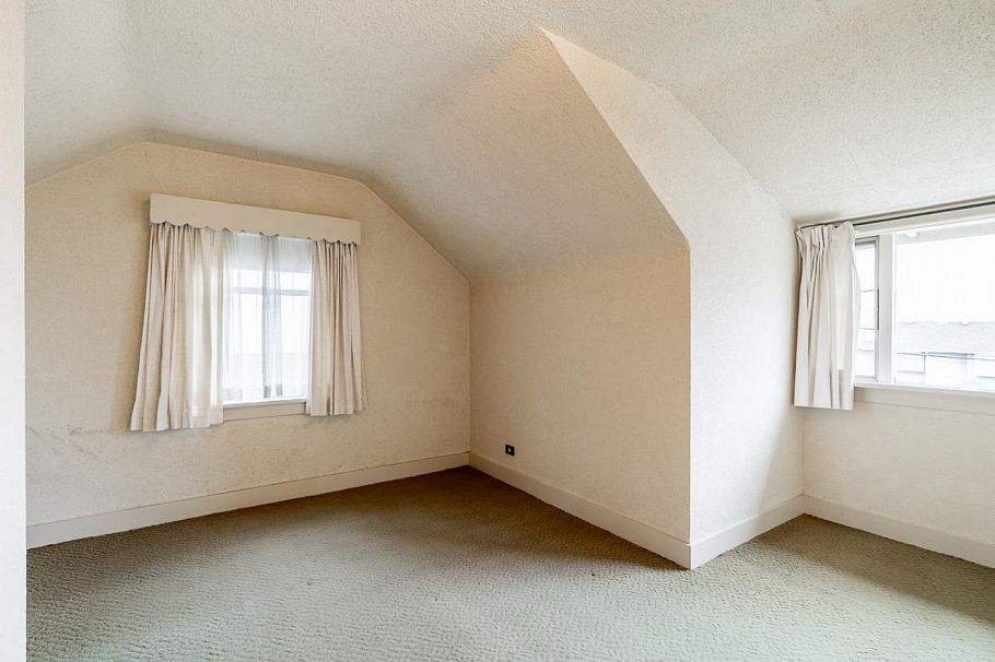 2715 W 31st Avenue Vancouver, BC - 18