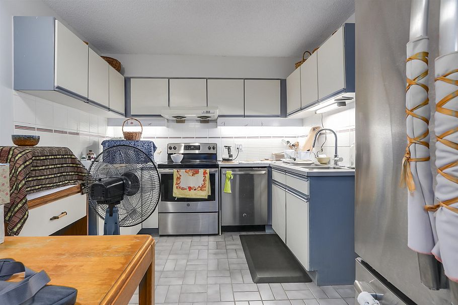 402 2024 Fullerton Avenue North Vancouver, BC - 4