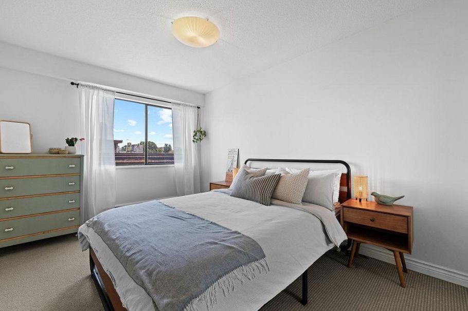 305 2330 Maple Street Vancouver, BC - 15