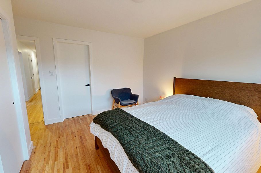 995 E 47th Avenue Vancouver, BC - 11