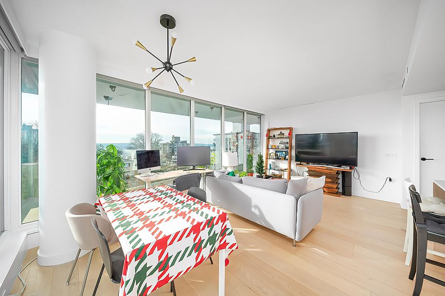 901 1180 Broughton Street Vancouver, BC - 9