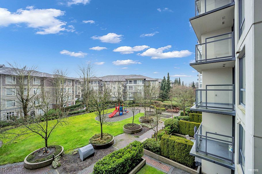 308 3588 Crowley Drive Vancouver, BC - 20