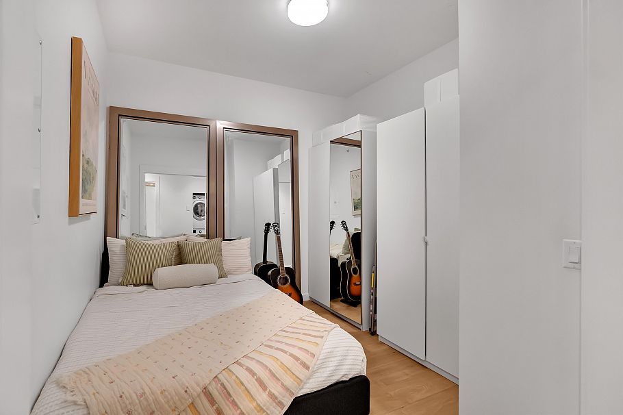 303 715 W 15 Street North Vancouver, BC - 8