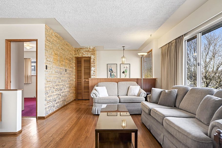 3180 E 3rd Avenue Vancouver, BC - 10