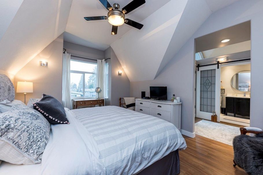 2530 Western Avenue North Vancouver, BC - 22