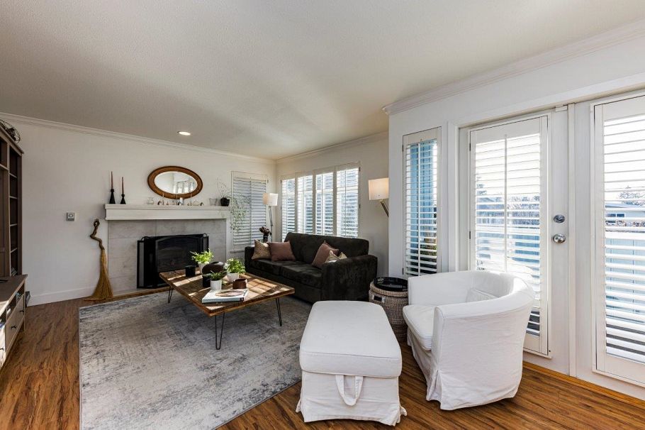 2530 Western Avenue North Vancouver, BC - 10