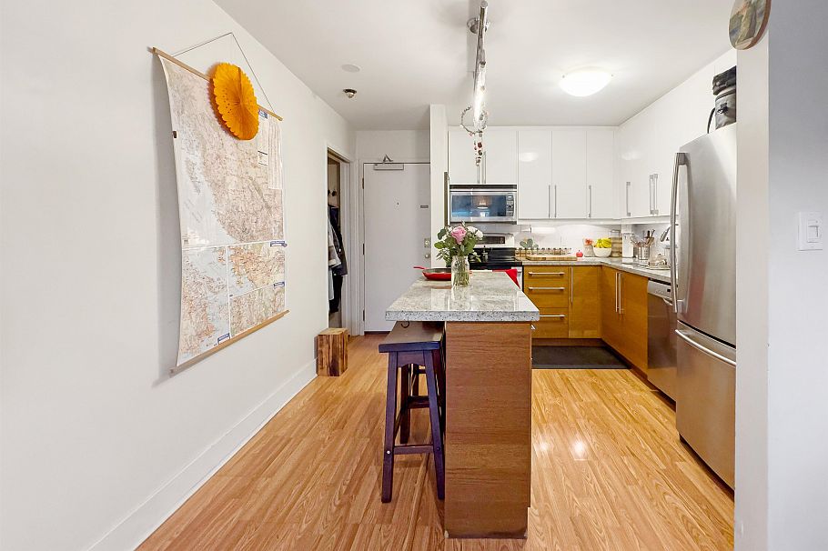 205 111 W 10th Avenue Vancouver, BC - 10