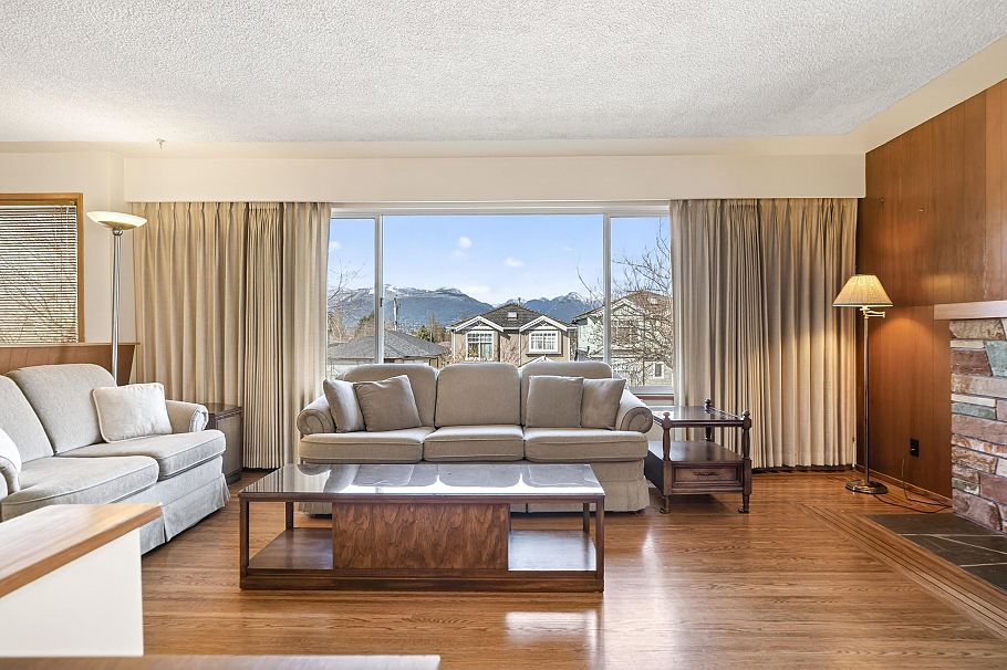 3180 E 3rd Avenue Vancouver, BC - 8