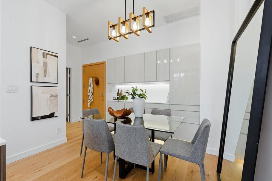 107 2221 E 30th Avenue Vancouver, BC - 6