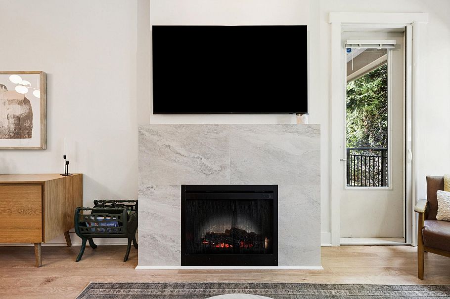 218 1111 E 27th Street North Vancouver, BC - 6