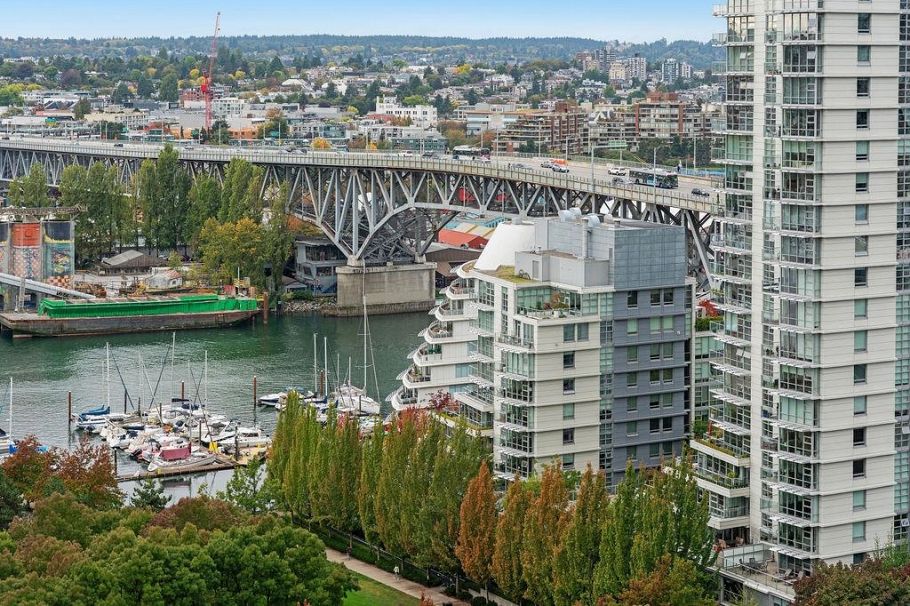 2206 1438 Richards Street Vancouver, BC - 35