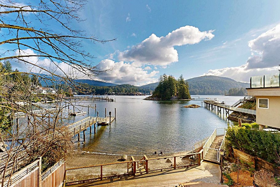 4545 Strathcona Road North Vancouver, BC - 35